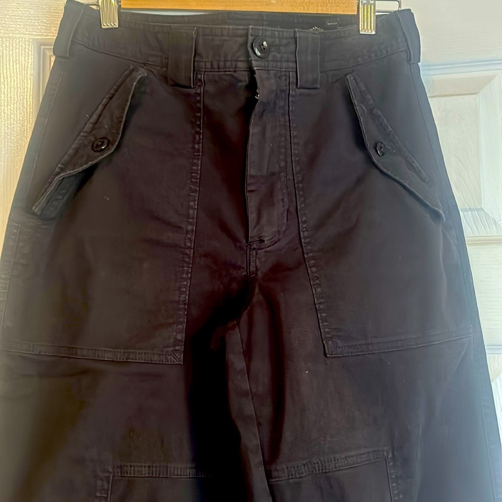 Black cropped loose cargo pants -